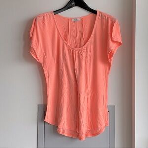 💗 ARITZIA TALULA Coral T-Shirt
